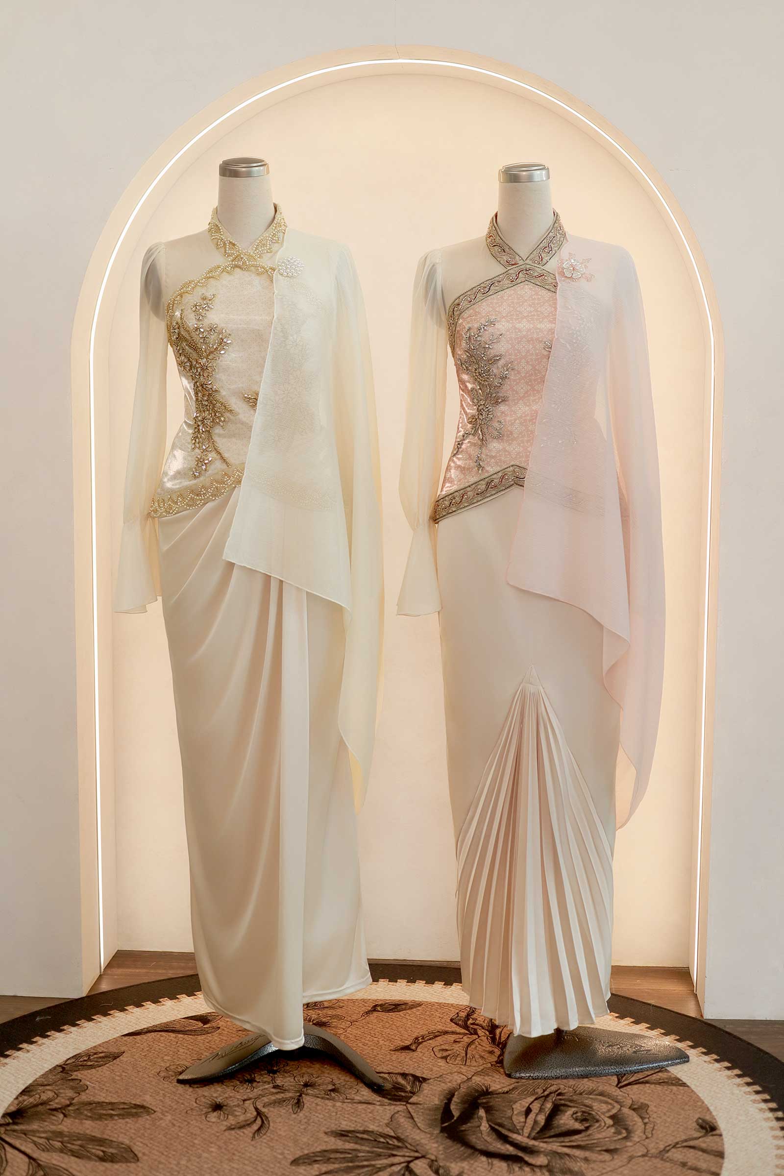 Puteri Kebaya Top (Gold) - Image 26