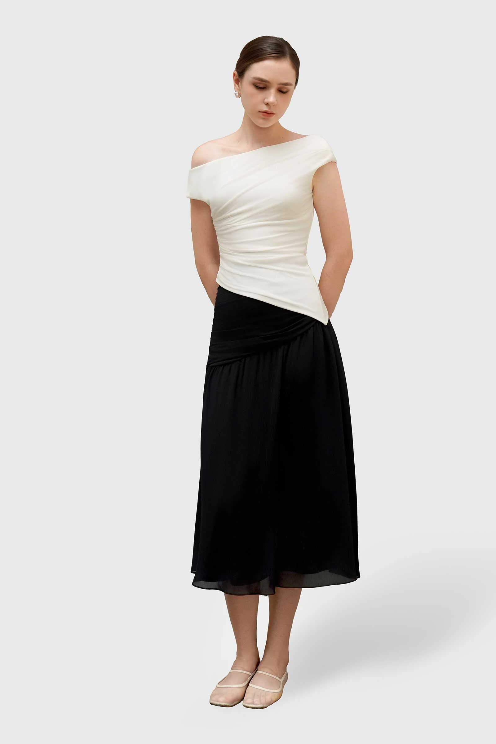 Avene Skirt (Black) - Image 7