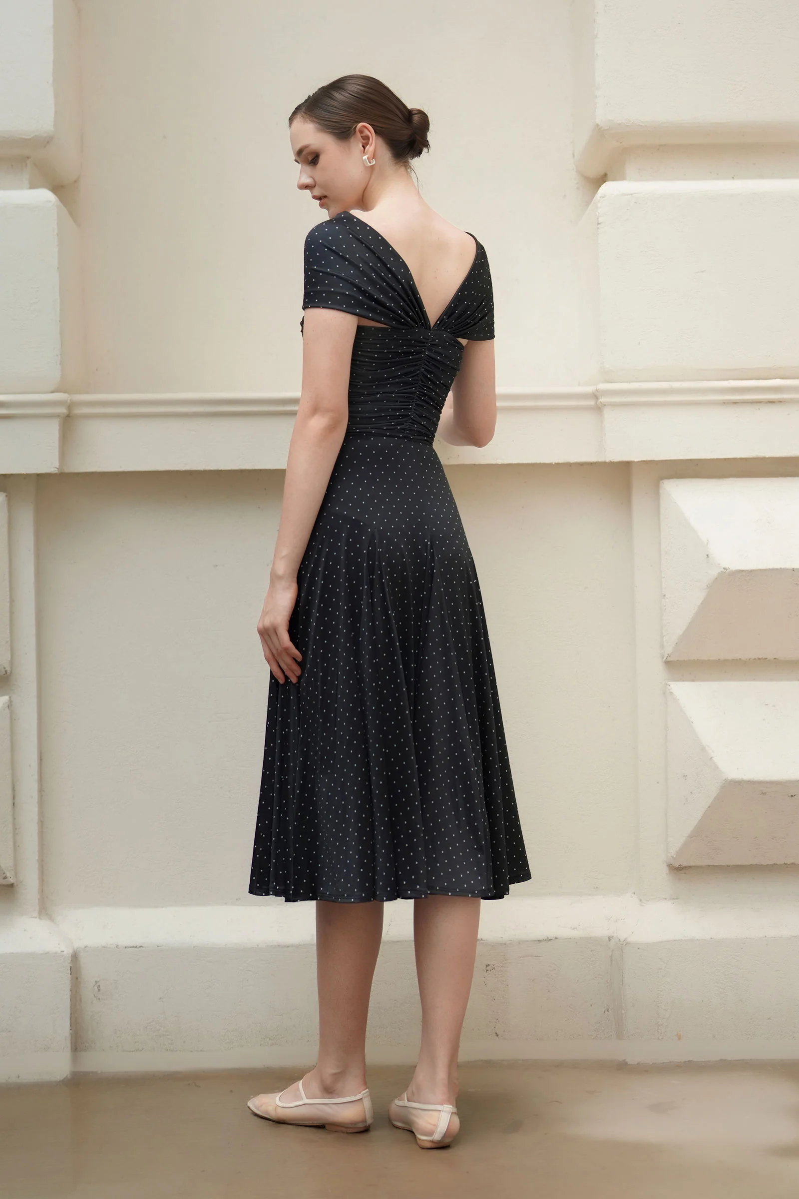 Eira Multiway Top (Black) - Image 17
