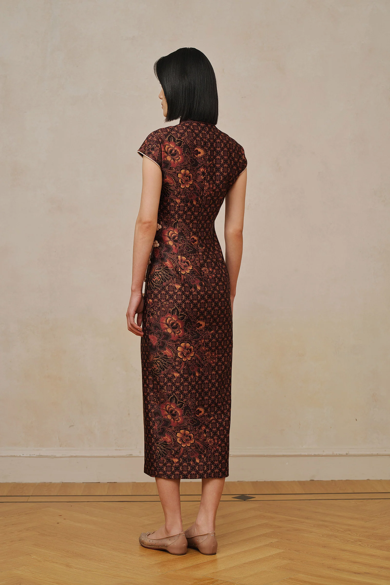 Liuya Qipao (Rose Champagne) - Image 10