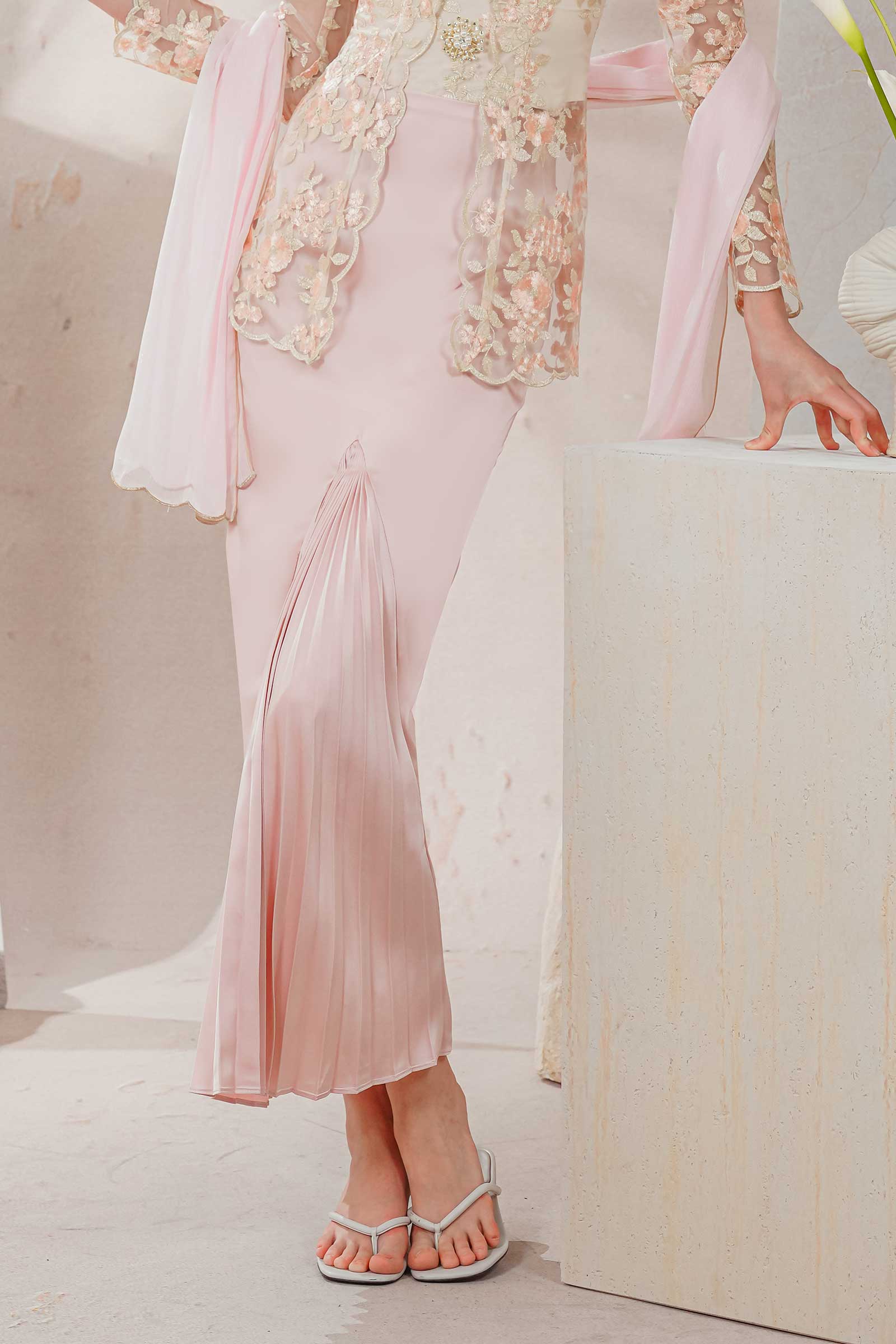 New Rania Kebaya Skirt (Soft Pink) - Image 3