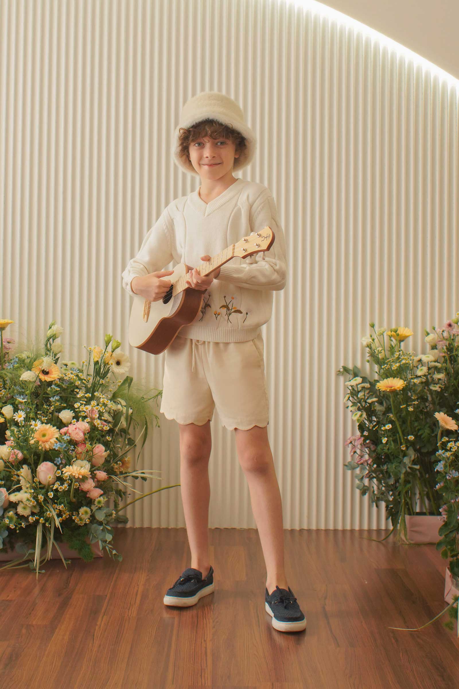 Purity Scallop Linen Shorts - Image 6