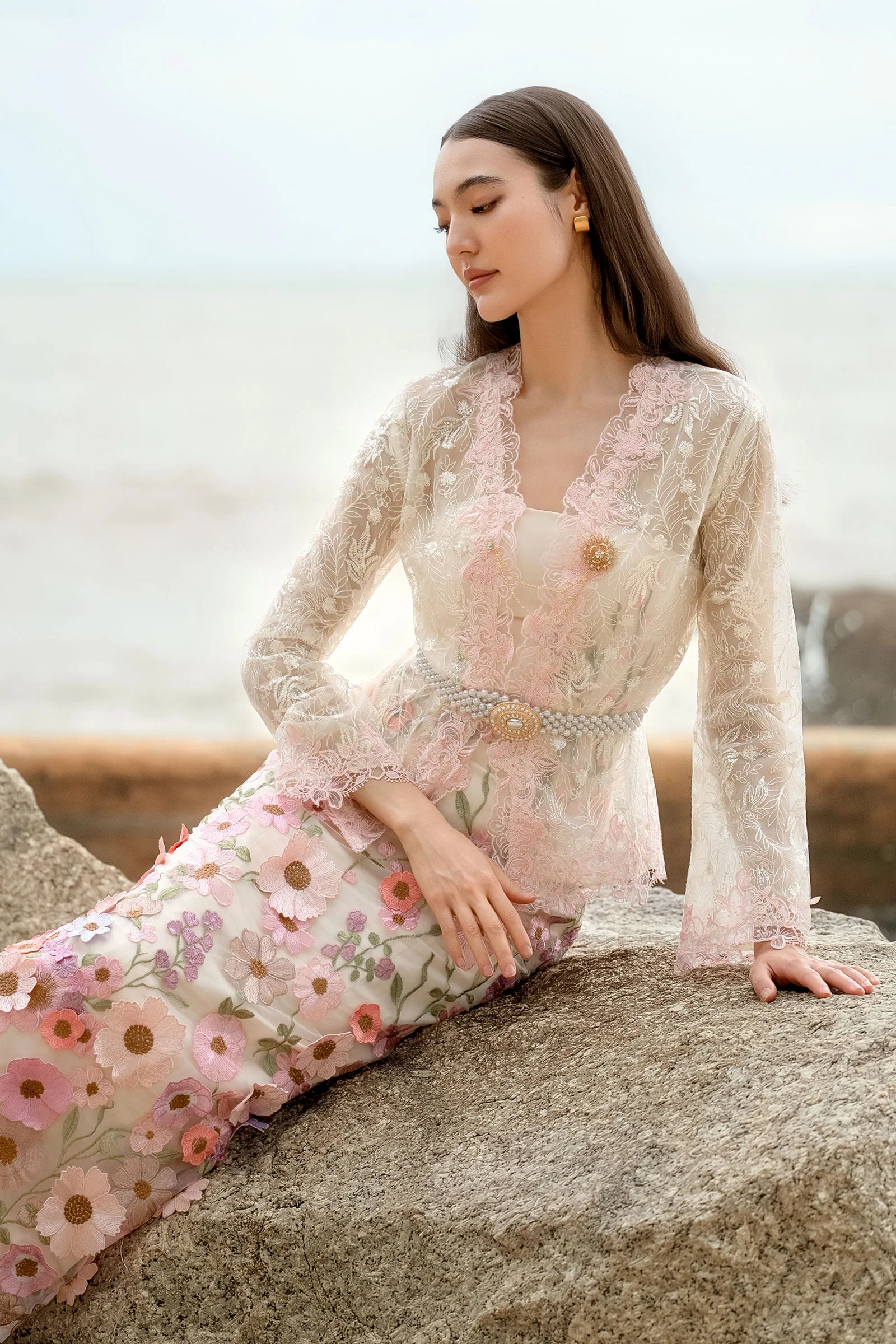 Roseraie Kebaya Top (Pink) - Image 6