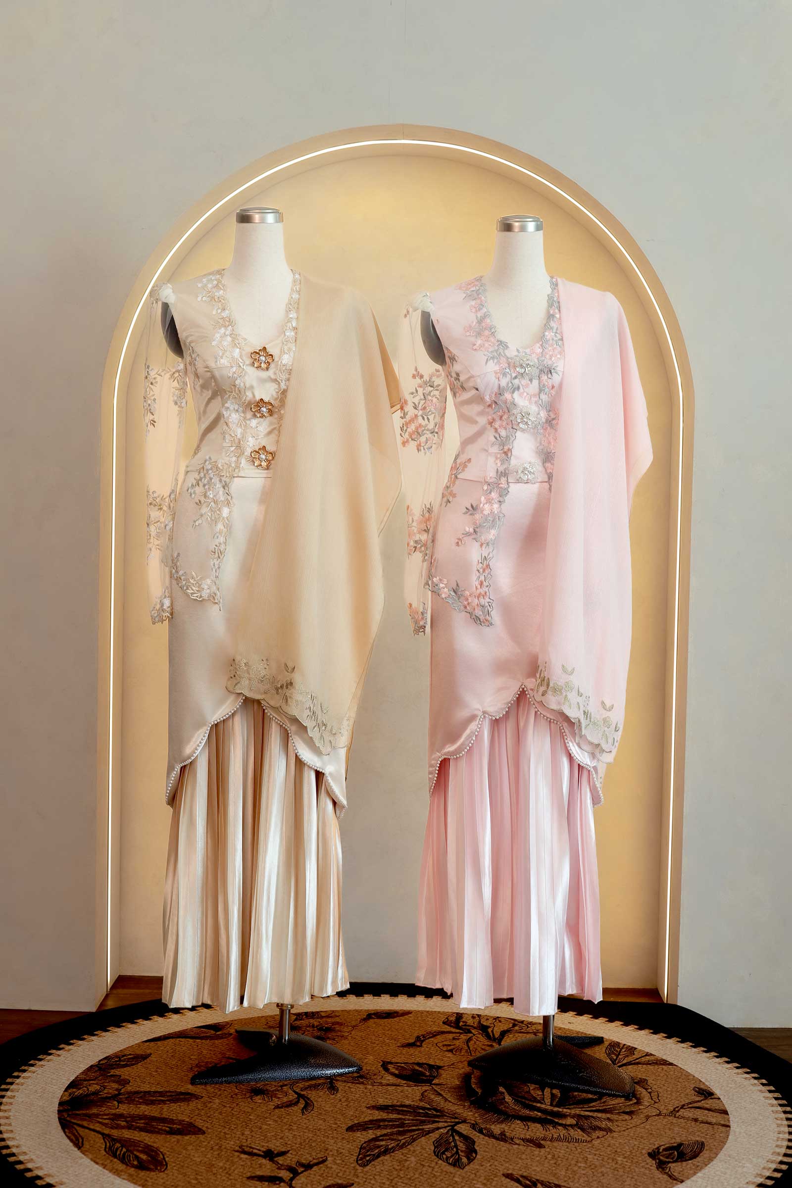 Seraya Kebaya Top (Pink) - Image 6