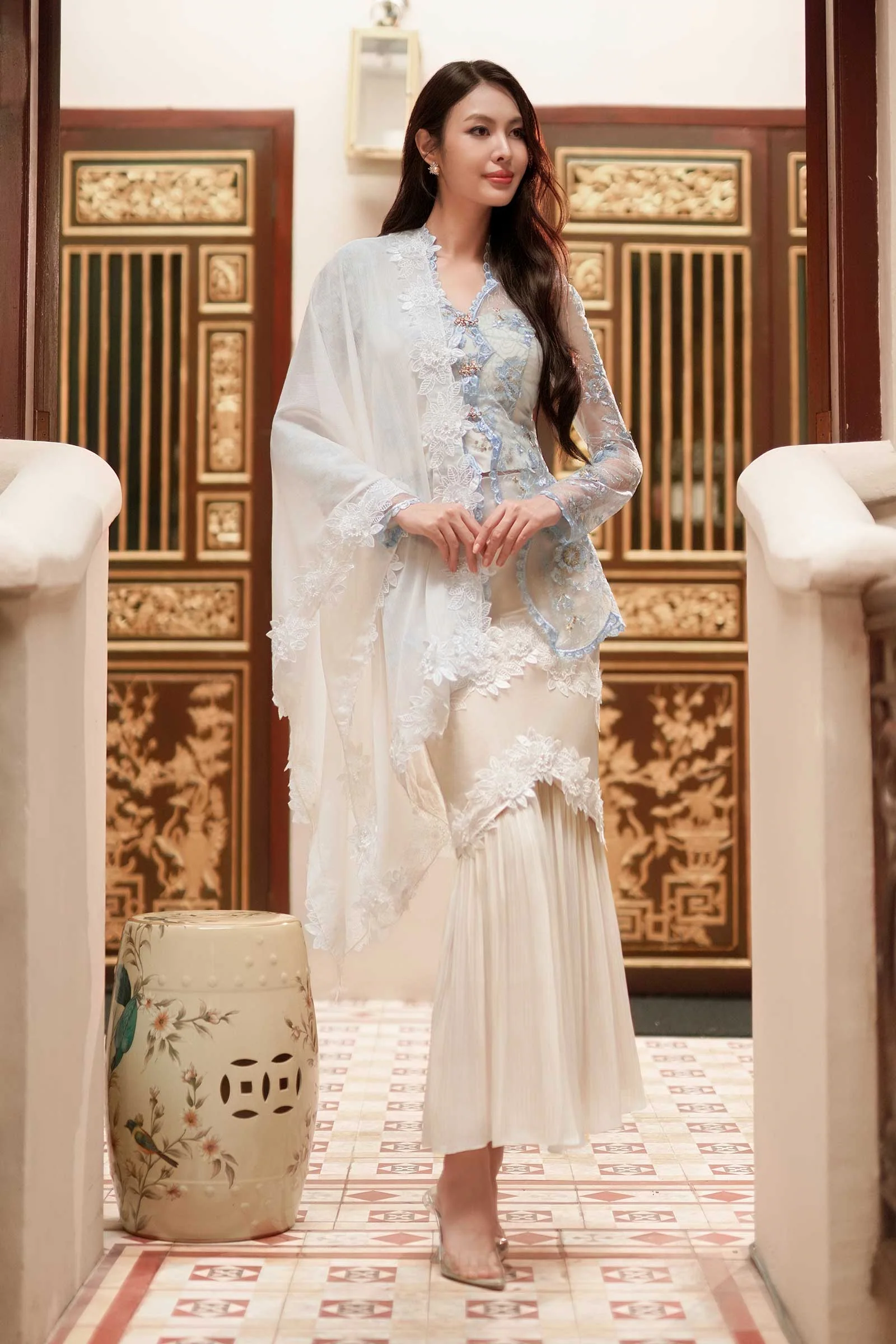 Sorella Shawls (Off White) (Non Returnable) - Image 4