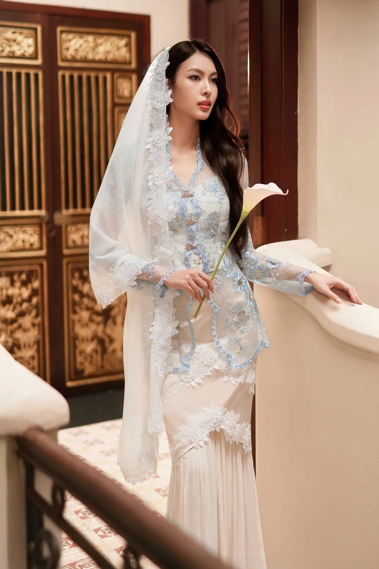 Sorella Shawls (Off White) (Non Returnable) - Image 8