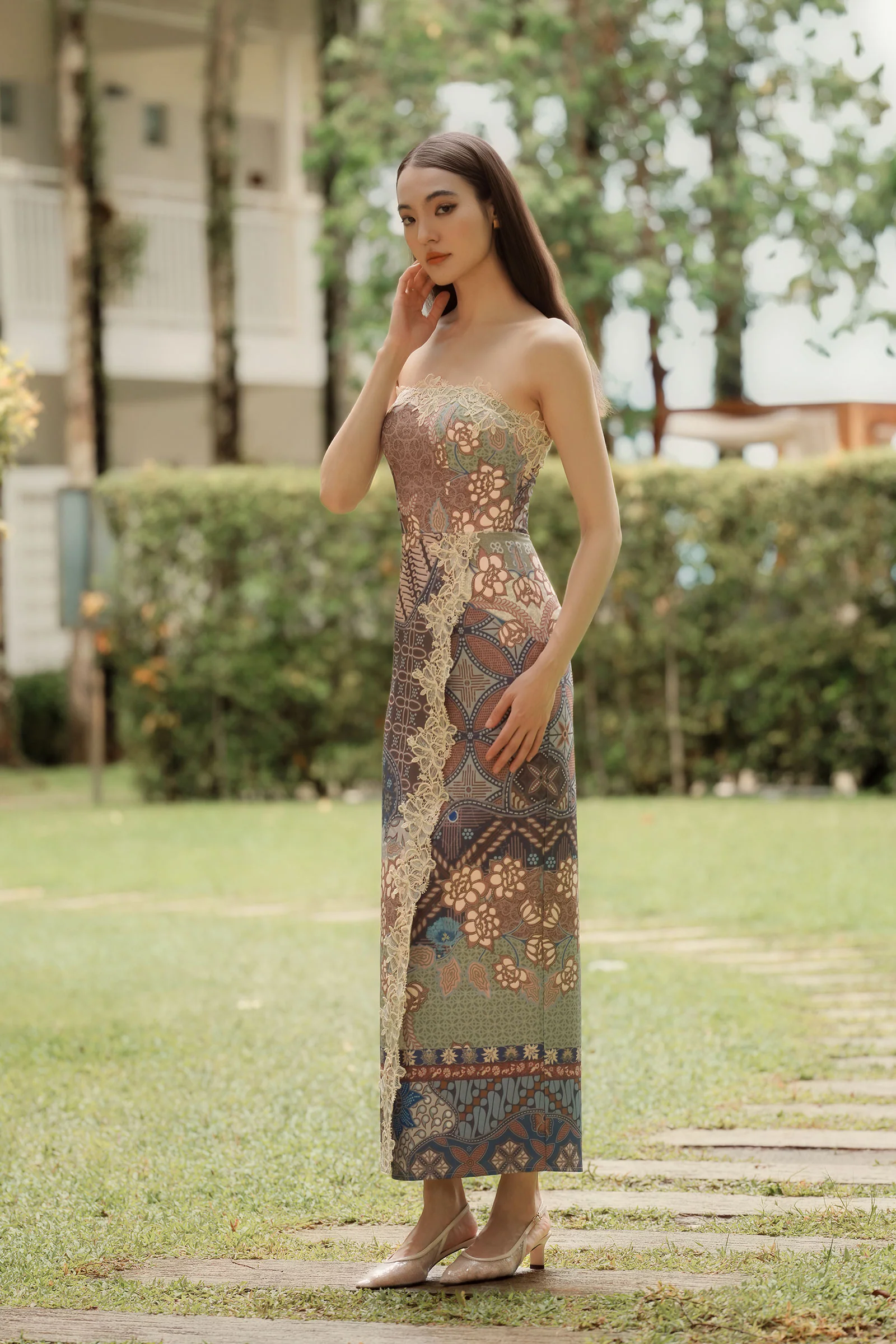BACKORDER The Soleil Batik Kebaya Set - Image 25