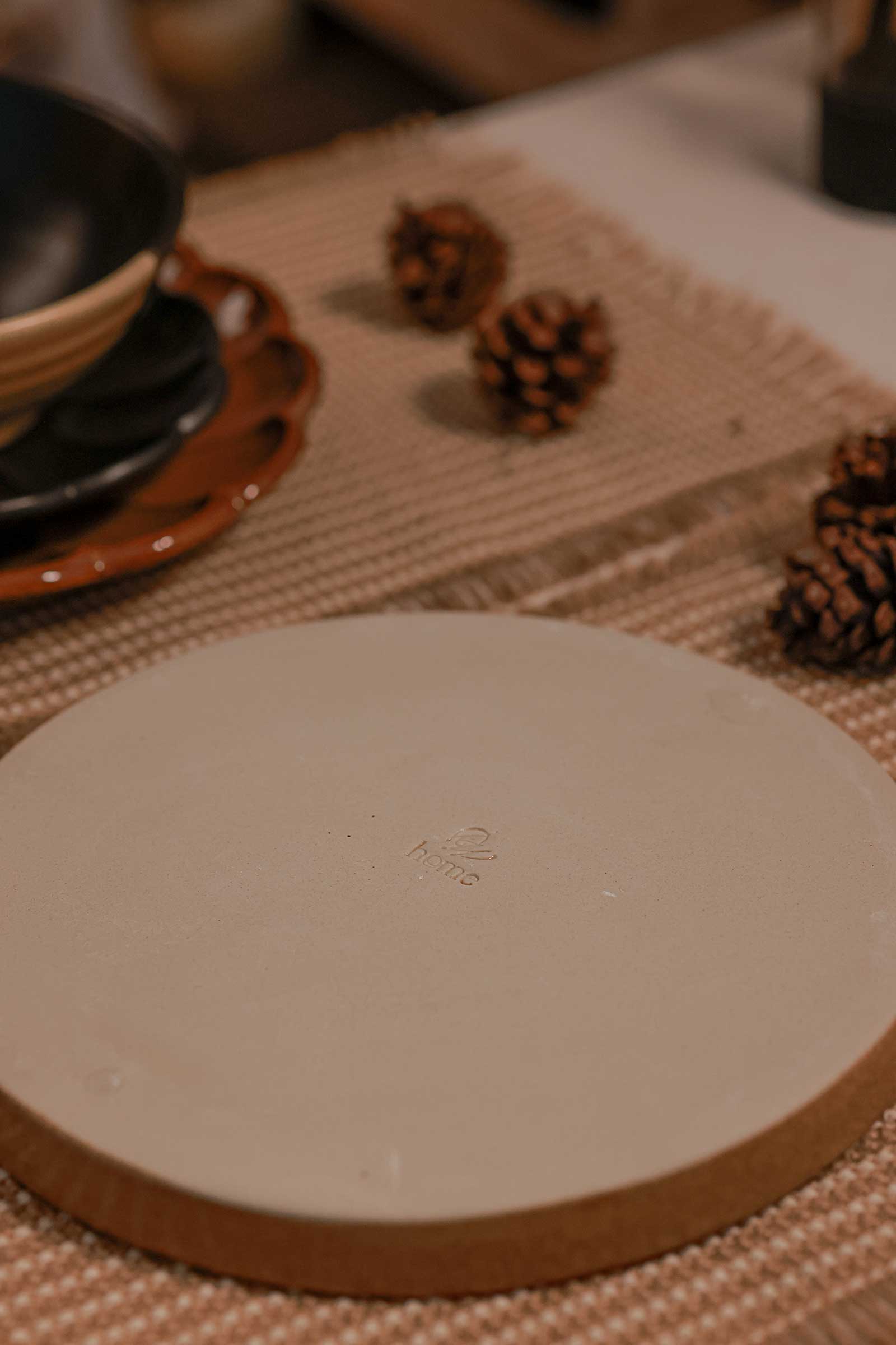 Warmth Flower Plate (18cm) - Image 4